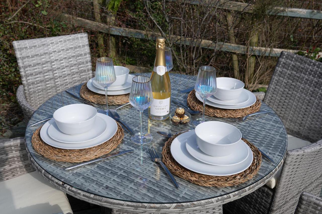 אברגלה Beautiful Countryside Cottage On The North Wales Coast מראה חיצוני תמונה